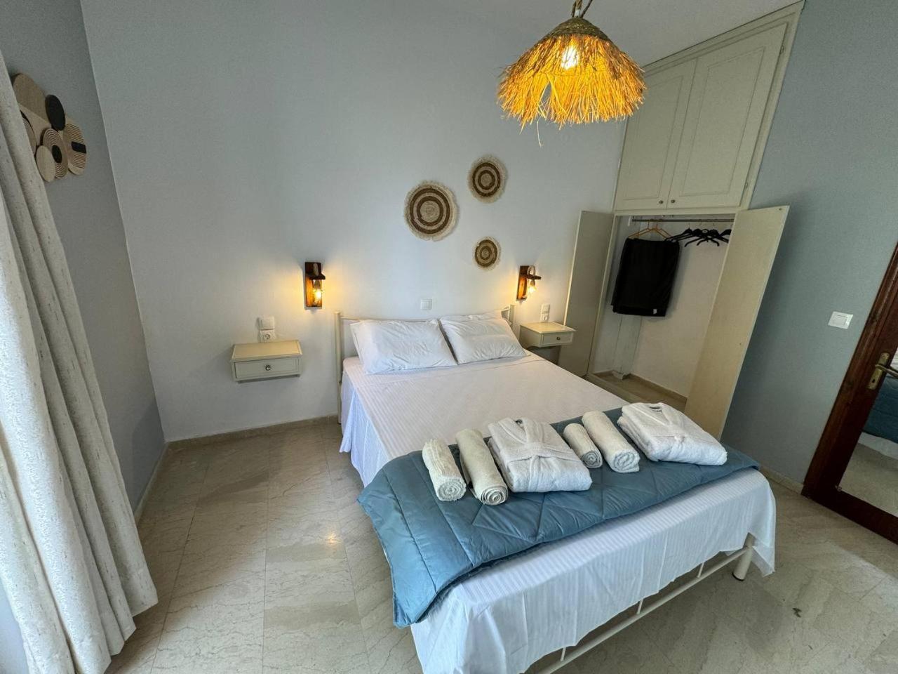 The 3 Little Pigs Apartments Sidárion Extérieur photo